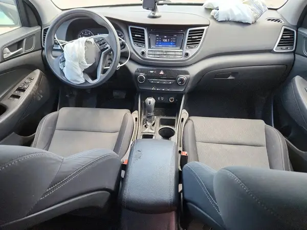 KM8J23A42JU836934 2018 HYUNDAI TUCSON - Image 8