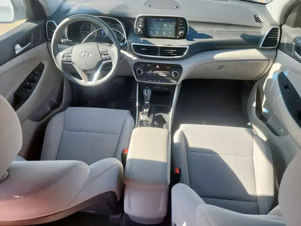 KM8J23A42KU839463 2019 HYUNDAI TUCSON - Image 8