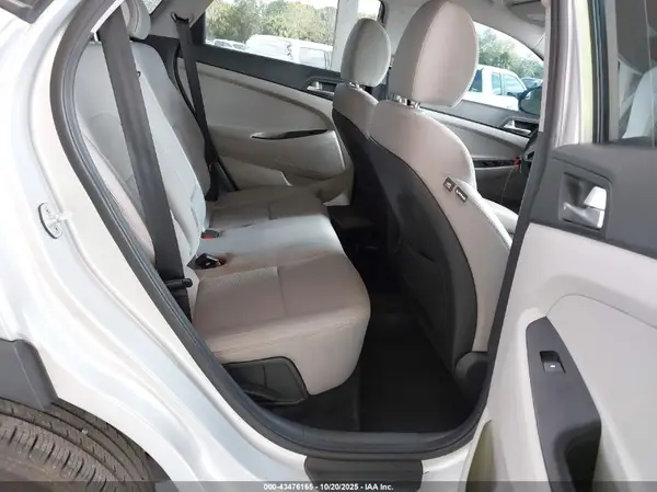 KM8J23A42KU841195 2019 HYUNDAI TUCSON - Image 8