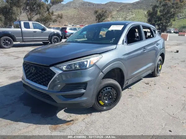 KM8J23A42KU846090 2019 HYUNDAI TUCSON - Image 2