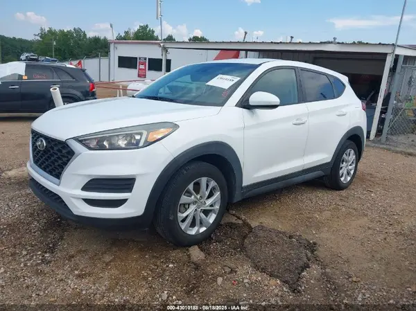 KM8J23A42KU870941 2019 HYUNDAI TUCSON - Image 2