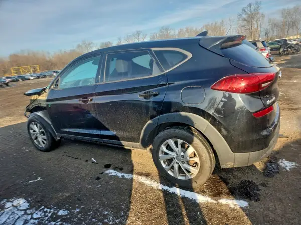 KM8J23A42KU885925 2019 HYUNDAI TUCSON - Image 2