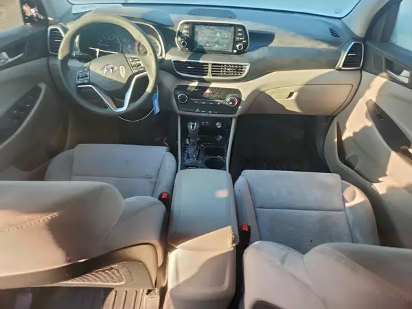 KM8J23A42KU885925 2019 HYUNDAI TUCSON - Image 8