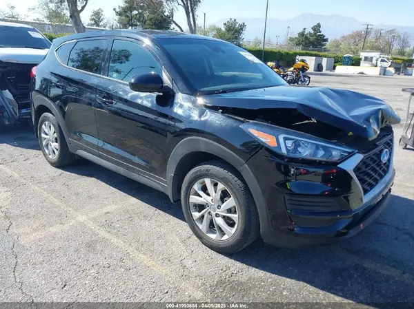 KM8J23A42KU886928 2019 HYUNDAI TUCSON - Image 1