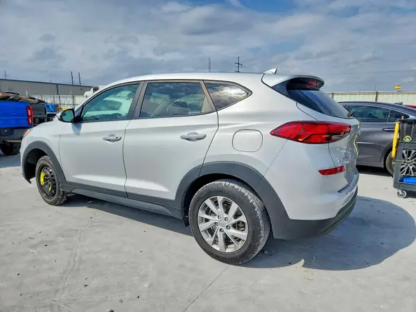 KM8J23A42KU890204 2019 HYUNDAI TUCSON - Image 2