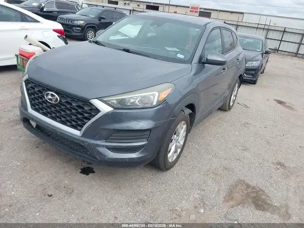 KM8J23A42KU915098 2019 HYUNDAI TUCSON - Image 2
