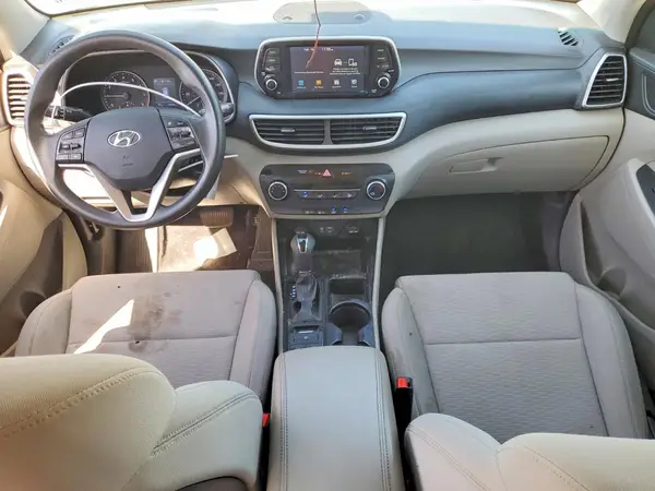 KM8J23A42KU925985 2019 HYUNDAI TUCSON - Image 8