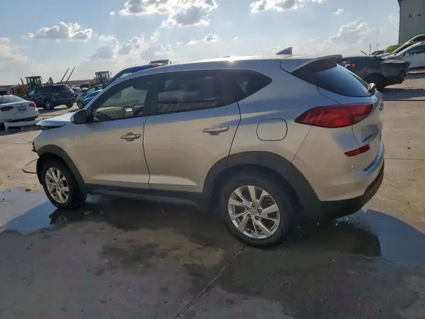 KM8J23A42KU926957 2019 HYUNDAI TUCSON - Image 2