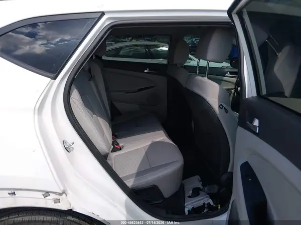 KM8J23A42KU967461 2019 HYUNDAI TUCSON - Image 8