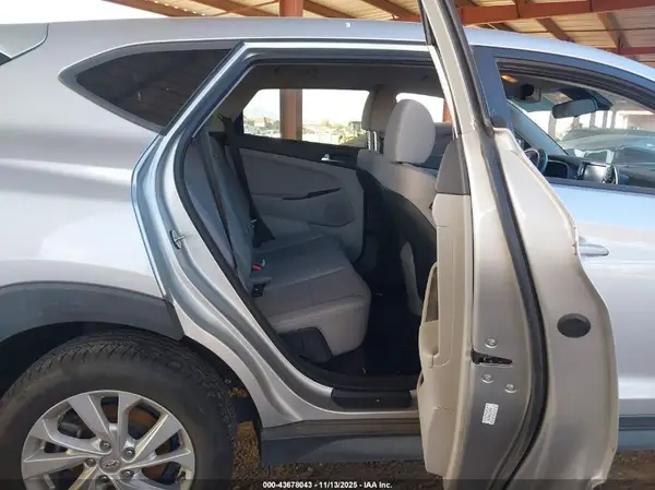 KM8J23A42LU102846 2020 HYUNDAI TUCSON - Image 8