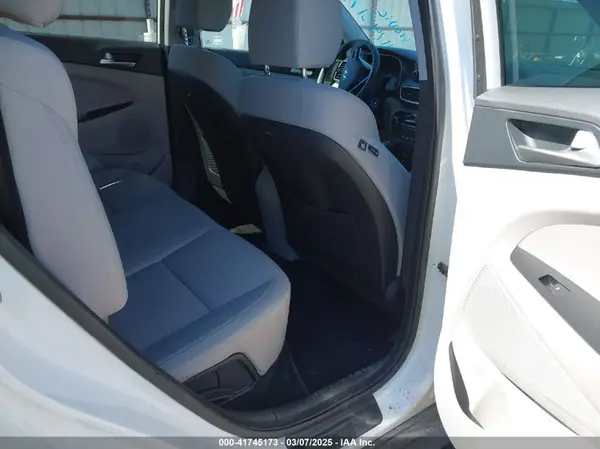 KM8J23A42LU126564 2020 HYUNDAI TUCSON - Image 8