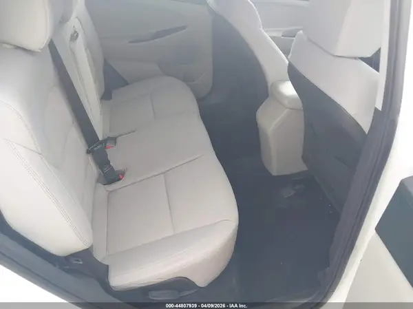 KM8J23A42LU137273 2020 HYUNDAI TUCSON - Image 8