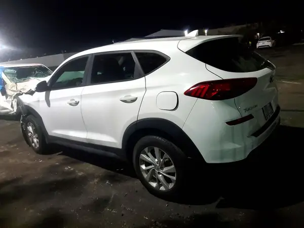 KM8J23A42LU185307 2020 HYUNDAI TUCSON - Image 2
