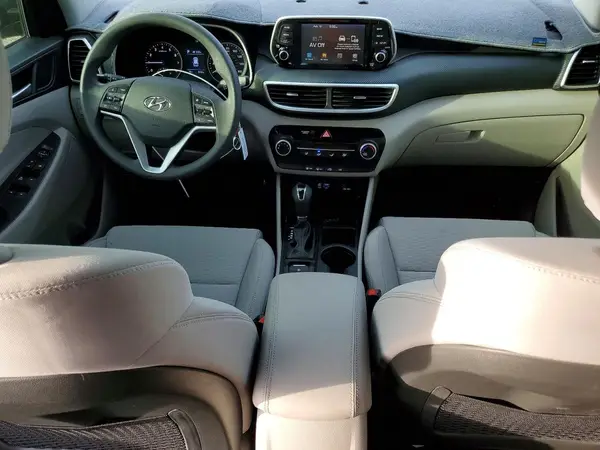 KM8J23A42LU270471 2020 HYUNDAI TUCSON - Image 8