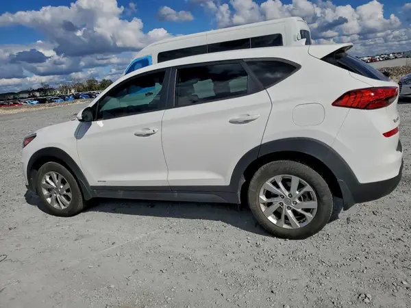 KM8J23A42MU319766 2021 HYUNDAI TUCSON - Image 2