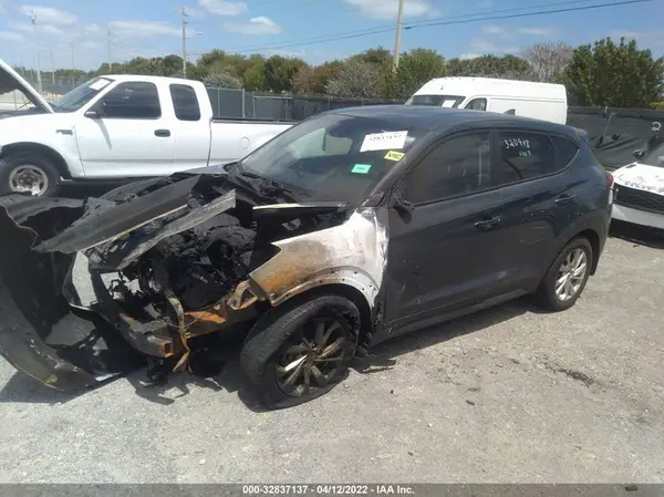 KM8J23A42MU320948 2021 HYUNDAI TUCSON - Image 2