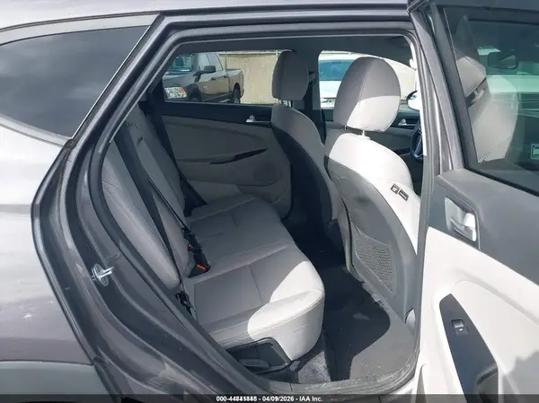 KM8J23A42MU336616 2021 HYUNDAI TUCSON - Image 8
