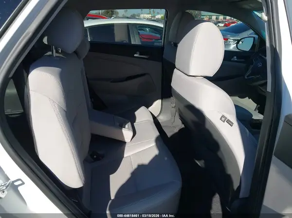 KM8J23A42MU385086 2021 HYUNDAI TUCSON - Image 8