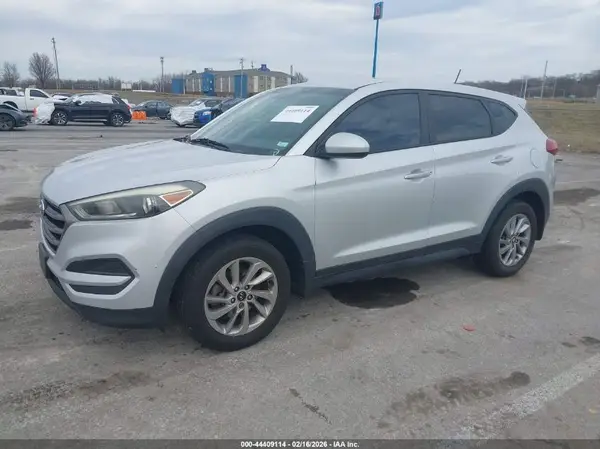 KM8J23A43GU041089 2016 HYUNDAI TUCSON - Image 2
