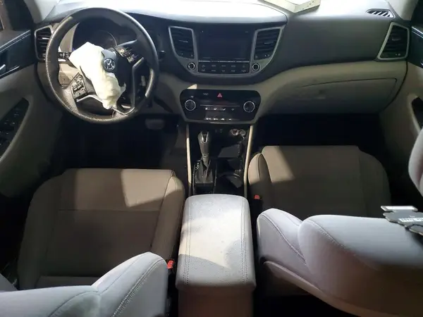 KM8J23A43GU042159 2016 HYUNDAI TUCSON - Image 8