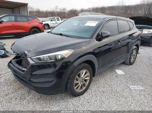 KM8J23A43GU042212 2016 HYUNDAI TUCSON - Image 2