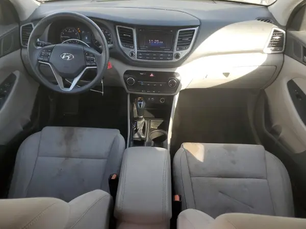 KM8J23A43GU059057 2016 HYUNDAI TUCSON - Image 8