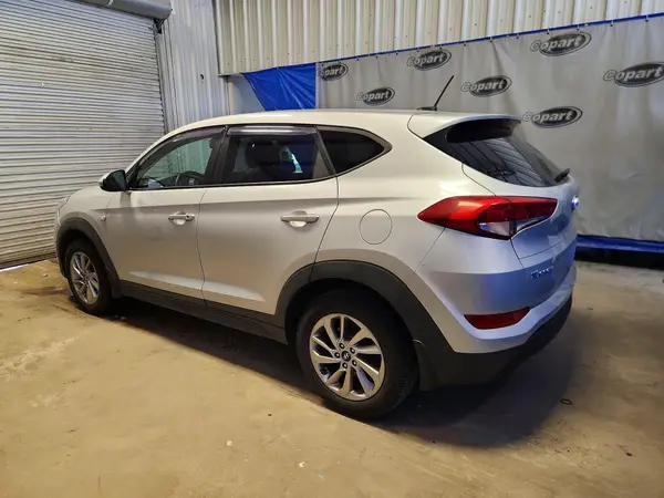 KM8J23A43GU089434 2016 HYUNDAI TUCSON - Image 2