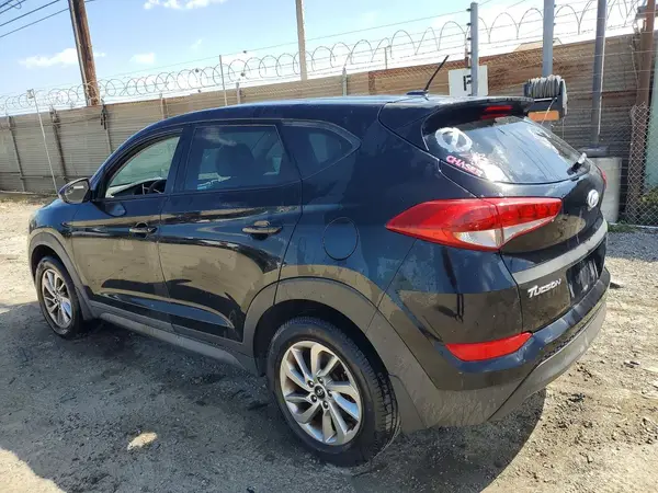 KM8J23A43GU121704 2016 HYUNDAI TUCSON - Image 2