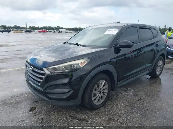 KM8J23A43GU126501 2016 HYUNDAI TUCSON - Image 2