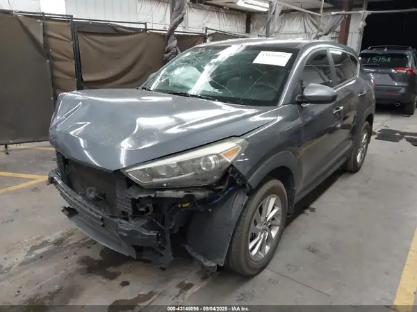 KM8J23A43GU180655 2016 HYUNDAI TUCSON - Image 2