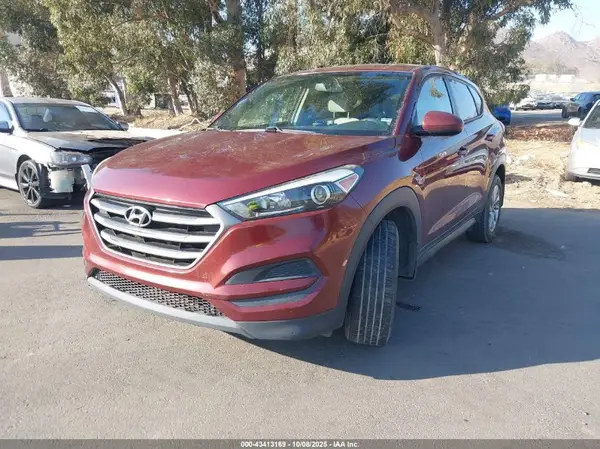 KM8J23A43GU202461 2016 HYUNDAI TUCSON - Image 2