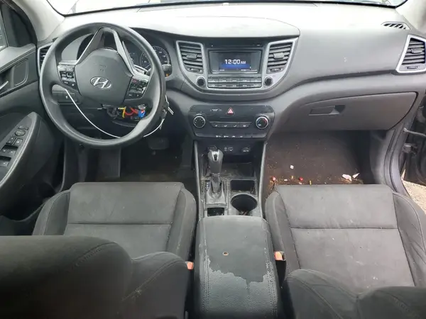 KM8J23A43HU261902 2017 HYUNDAI TUCSON - Image 8