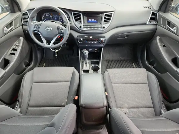 KM8J23A43HU274326 2017 HYUNDAI TUCSON - Image 8