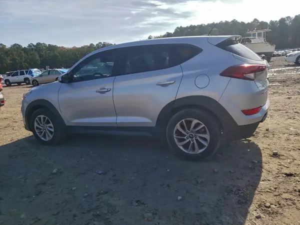 KM8J23A43HU291868 2017 HYUNDAI TUCSON - Image 2