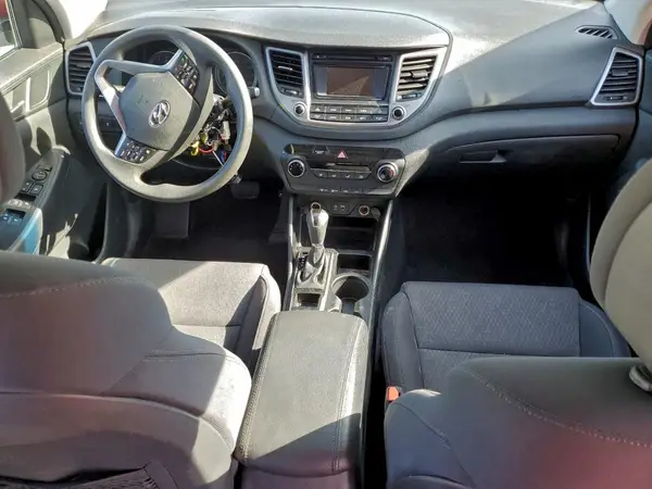KM8J23A43HU292826 2017 HYUNDAI TUCSON - Image 8