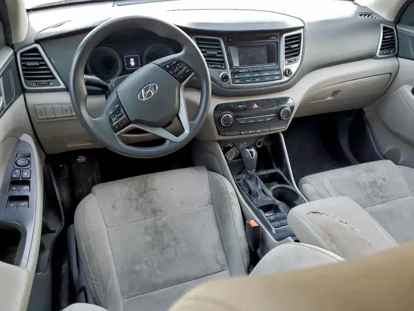 KM8J23A43HU297850 2017 HYUNDAI TUCSON - Image 8