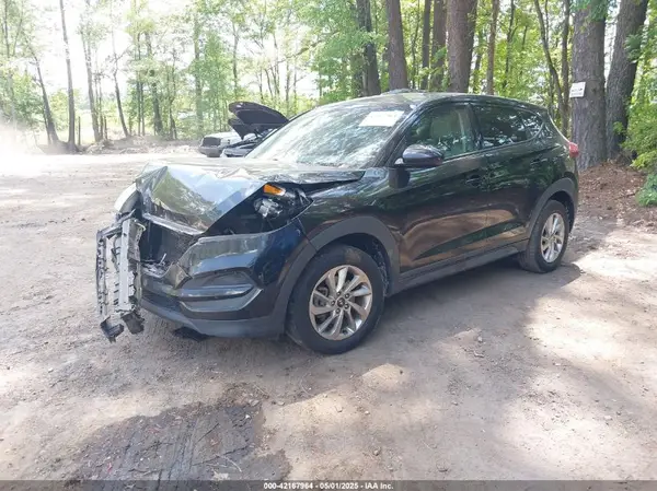 KM8J23A43HU310175 2017 HYUNDAI TUCSON - Image 2