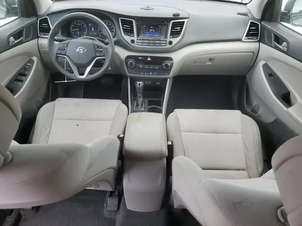 KM8J23A43HU332029 2017 HYUNDAI TUCSON - Image 8