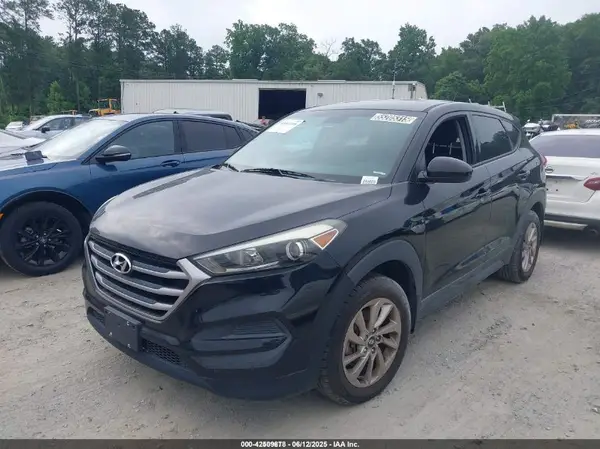 KM8J23A43HU336498 2017 HYUNDAI TUCSON - Image 2