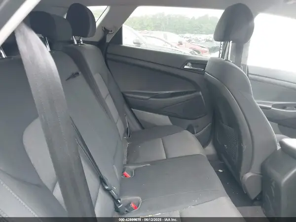 KM8J23A43HU336498 2017 HYUNDAI TUCSON - Image 8