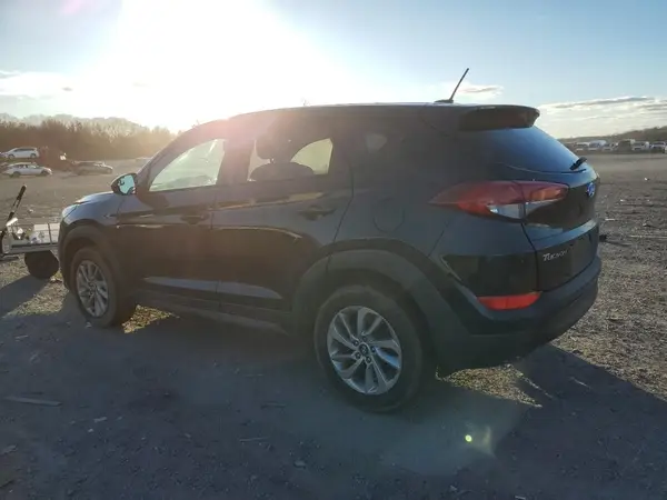KM8J23A43HU336565 2017 HYUNDAI TUCSON - Image 2