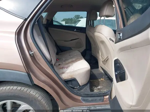 KM8J23A43HU341331 2017 HYUNDAI TUCSON - Image 8