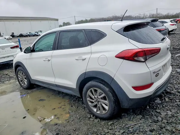 KM8J23A43HU382431 2017 HYUNDAI TUCSON - Image 2