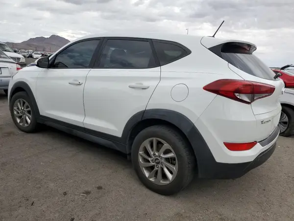KM8J23A43HU430655 2017 HYUNDAI TUCSON - Image 2
