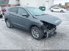 KM8J23A43HU431921 2017 HYUNDAI TUCSON