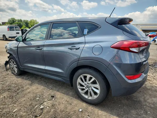 KM8J23A43HU473909 2017 HYUNDAI TUCSON - Image 2