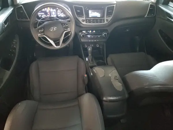 KM8J23A43HU568955 2017 HYUNDAI TUCSON - Image 8