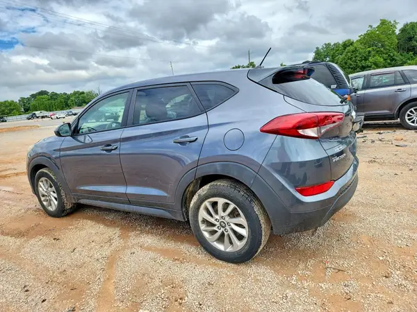 KM8J23A43JU635317 2018 HYUNDAI TUCSON - Image 2