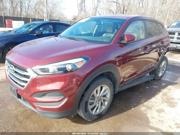 KM8J23A43JU644700 2018 HYUNDAI TUCSON - Image 2