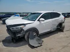 KM8J23A43JU678300 2018 HYUNDAI TUCSON